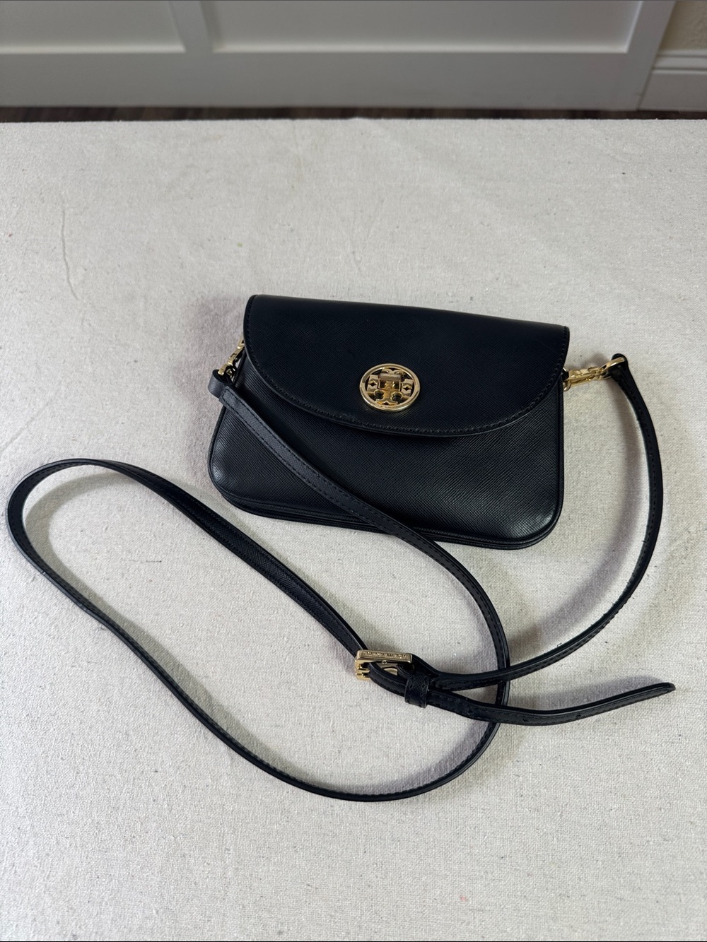 Tory Burch Black Leather Crossbody Bag with Gold Logo